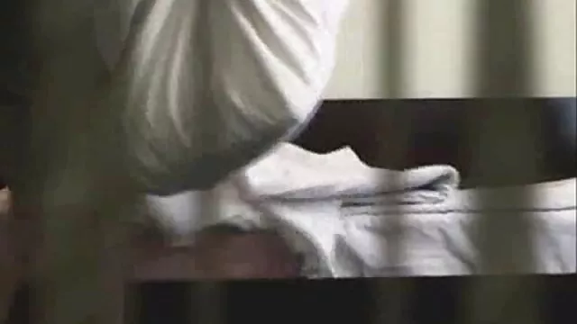 Luxurious vagina of a hot young girl sexe des nains is available for a dildo