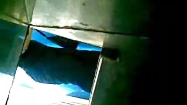Drunk student party ends in naineporno all-out orgy