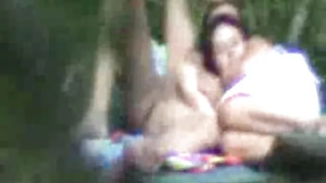 Asian woman gets close to the blanche neige et les 7 mains xxx dignity of the yeti