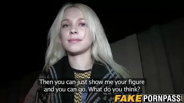 Horny young black woman is ready porno blanche neige et les 7 nains to publicly stand doggystyle in front of a guy and fuck