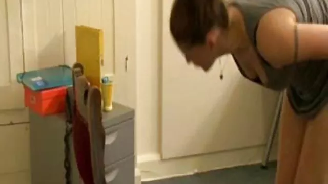 The craving porno avec un nain of two girls burns them