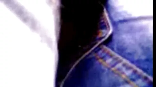 Kissing two young beauties film porno avec des nains leads to their sex desire