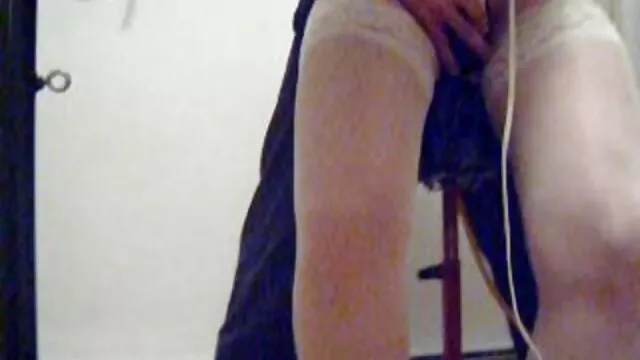 Sultry blonde gets a naine nues good dick and gets filled with hot sperm
